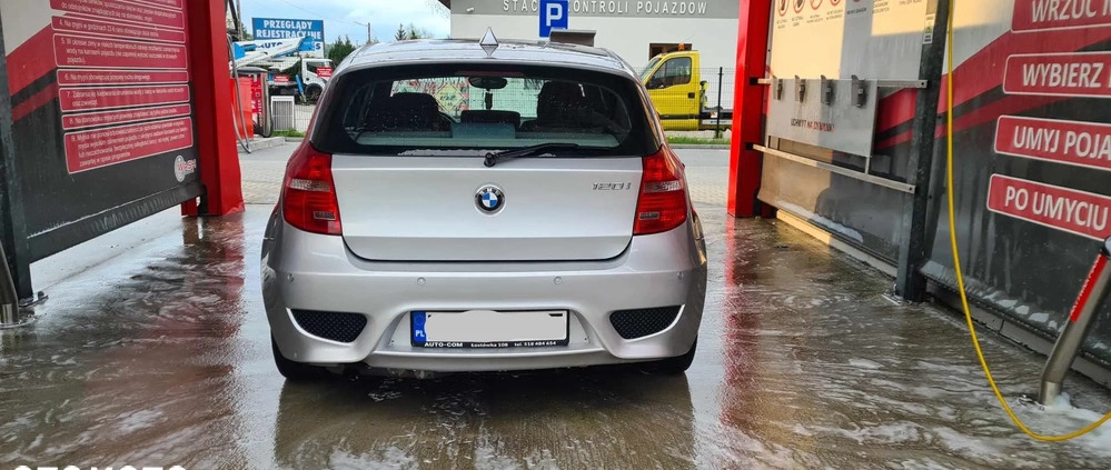 BMW Seria 1 cena 11000 przebieg: 190000, rok produkcji 2005 z Ostroróg małe 92